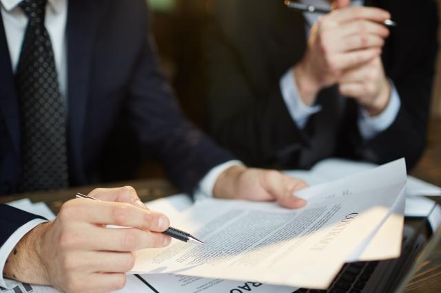 Leases, Service Agreements, NDAs—Why You Shouldn’t DIY Legal Contracts in Montreal